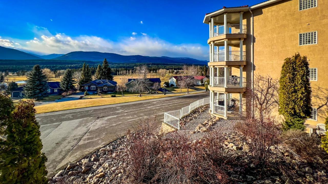 Mountain View Suites By Stayin Fairmont Hot Springs Buitenkant foto